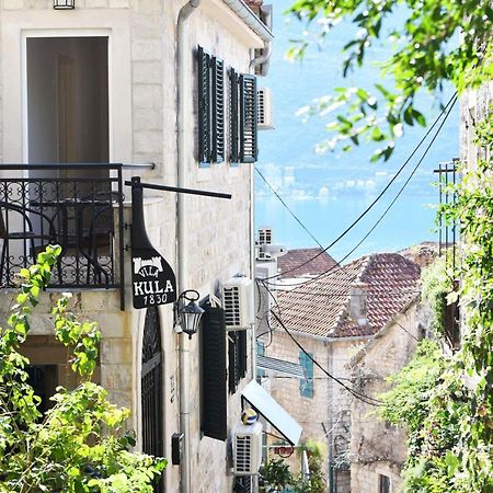 Vila Kula 1830 Apartments Herceg Novi Buitenkant foto