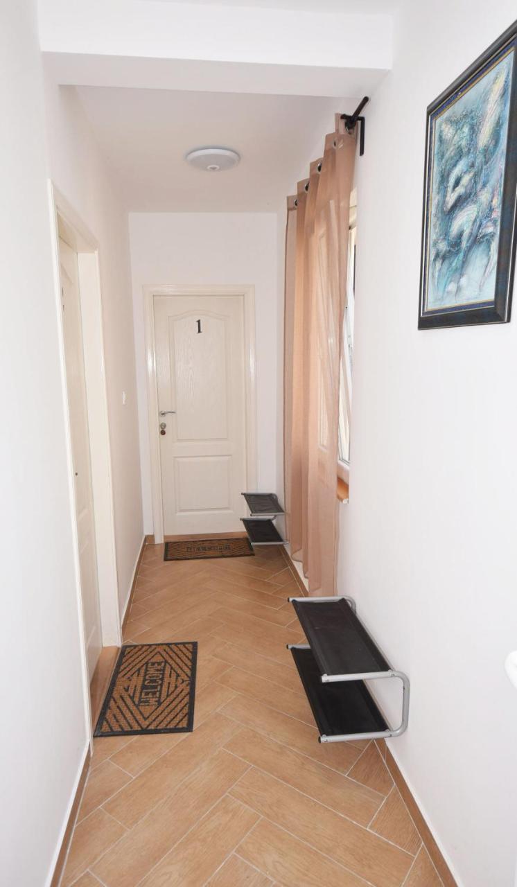Vila Kula 1830 Apartments Herceg Novi Buitenkant foto