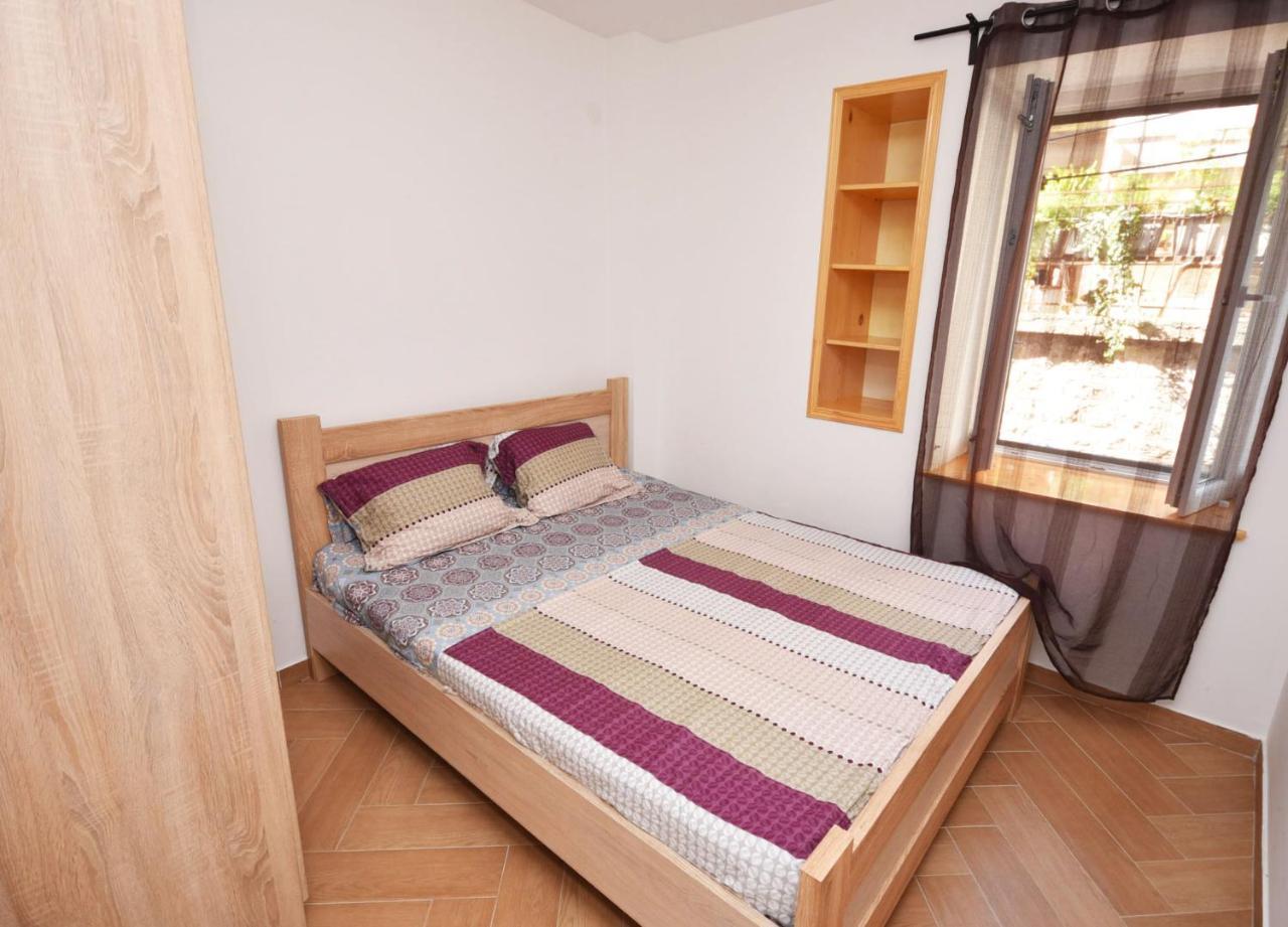 Vila Kula 1830 Apartments Herceg Novi Buitenkant foto